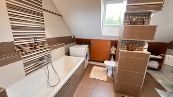 Predám 4izbový byt, Vysoké Tatry, 2 balkóny - 3