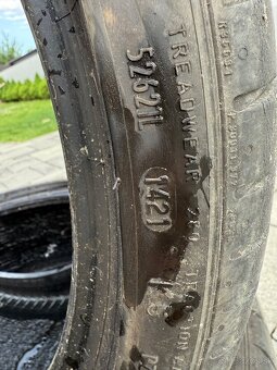 Pirelli p zero 245/35 R20 - 3