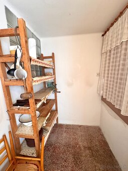 Na predaj: 3-izbový byt s garážou v tehlovej bytovke –Bajč - 3