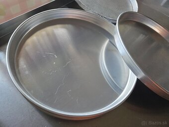Plechy na pizzu 32 cm - 3