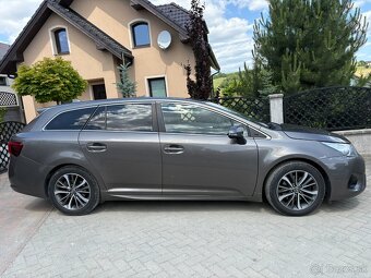 Toyota Avensis Combi 2.0 D-4D S&S Executive - 3