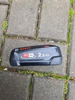 Bateria aku bosch  18v 2,5ah - 3