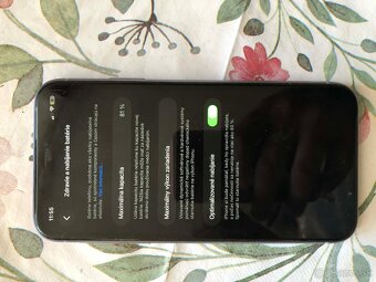 Predám iPhone 11 - 3