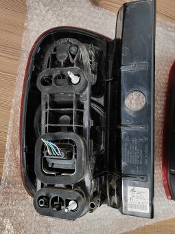 Dacia Duster zadné svetlá - 3