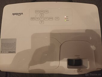 Projektor VIVITEK - 3