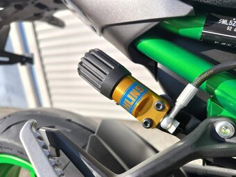 Kawasaki Z900 SE - 3