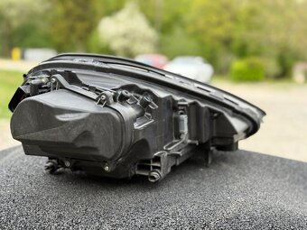 Porsche Cayenne LED svetlo - 3