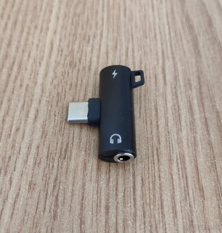 Predám rozdvojku USB C 2v1 - 3