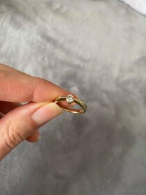 Zlatý prsteň s diamantom - 3