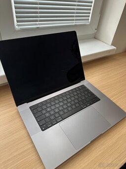 MacBook M2 pro 16, 16GB RAM, 1TB - 3