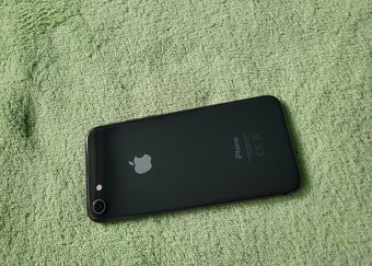 Apple iPhone 8 64gb s príslušenstvom - 3