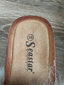 Kozusinove slapky - 3
