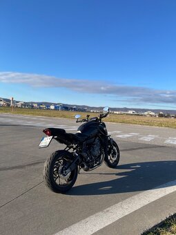 Yamaha MT 07 - 3