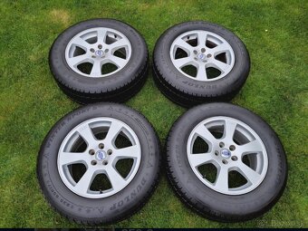 5x108 R17 Volvo + 235/65/17 zimné - 3