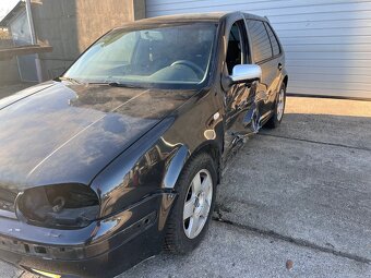 Predám náhradné diely na Volkswagen Golf 4 1,9tdi 85kw 6Q - 3
