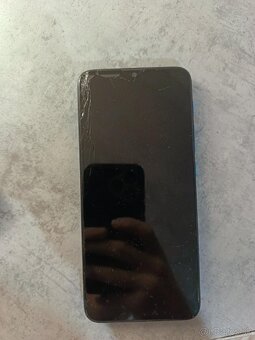 Predám. Motorola e7 power - 3