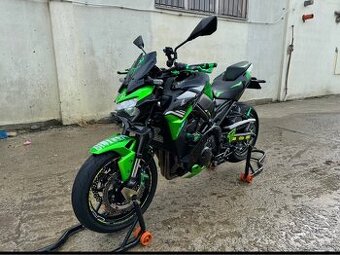 Kawasaki Z900 - 3