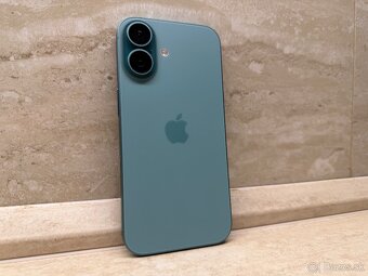 iPhone 16 128GB zelená, batéria: 97% - 3