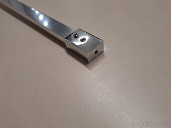 Predám rozpernú tyč na sprchový kút walk in - 3