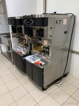 Zmrzlinový stroj Taylor C606, Shake, Carpigiani - 3