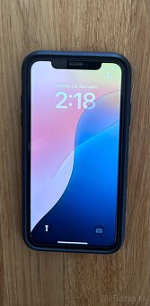 Predám IPhone XR - 3