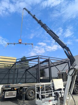 Autodoprava s hydraulickým rukou - 3