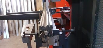 Ohraňovací lis HOL 63/2000 - 3