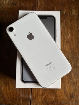iPhone XR | biely | 64gb | TOP - 3