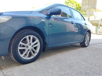 Toyota Corolla - 3