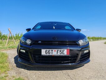 VW Scirocco R 2,0 TFSi 195kW DSG + RECARO sedadlá - 3
