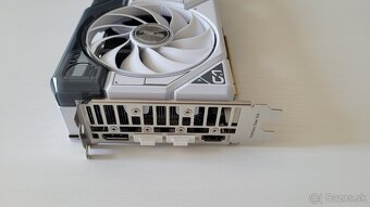 ASUS DUAL RTX 4060 TI O8G WHITE - 3
