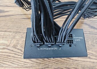 Corsair SF600 SFX 600W - 3