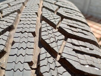 Predam 4ks pneu 175/70/r14 zimne na diskoh 5x100 ET 35 - 3