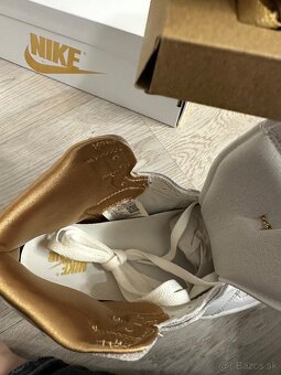 Air Jordan 1 High White Metalic Gold - 3