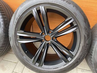SEBRING orig.VW TIGUAN R-LINE  5x112 8,5j x19 ET 38 - 3