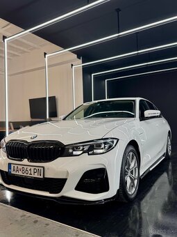 BMW 320e xDrive Plug-in Hybrid (2021) - 3