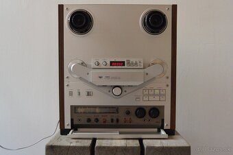 Akai GX-747 strieborný, Auto-Reverse. - 3