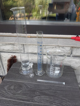 Laboratórne sklo - 3