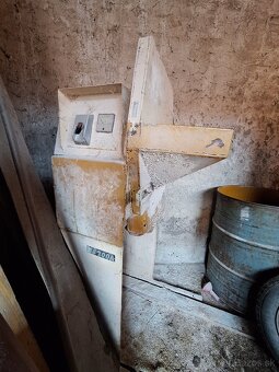 Kladivkový šrotovník KS 200 A - 3