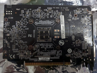 Gigabyte GeForce® GTX 1650 D6 OC 4G - 3