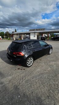 Predám VW Golf 7 - 3