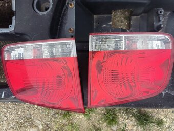 VW touareg 1 svetlá - 3