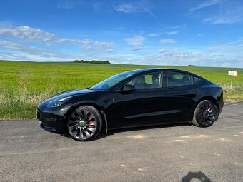 Tesla Model 3 Performance rv 2022 - 3