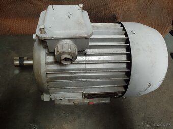 Predam elektromotor 2,2kw. - 3