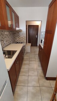 2i BYT RUŽINOV - OSTREDKY - 3