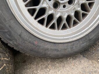 Predám 5ks kolies BMW styling 5 r15 5x120 - 3