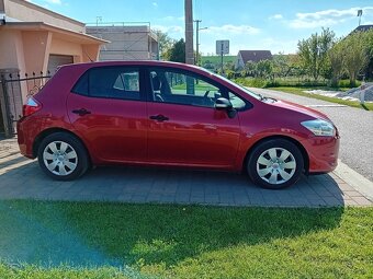 Toyota Auris Touring Sports Hatchback 97kw Manuál - 3