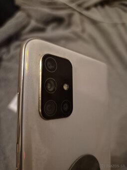 Samsung Galaxy A71 - 3
