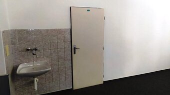 Kancelária 38,1m² s umývadlom v BA III na prenájom - 3