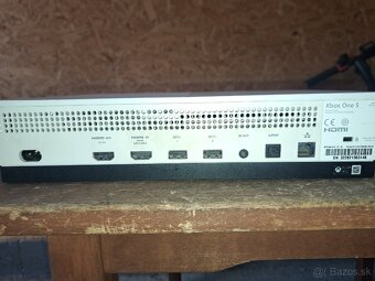Xbox one s - 3